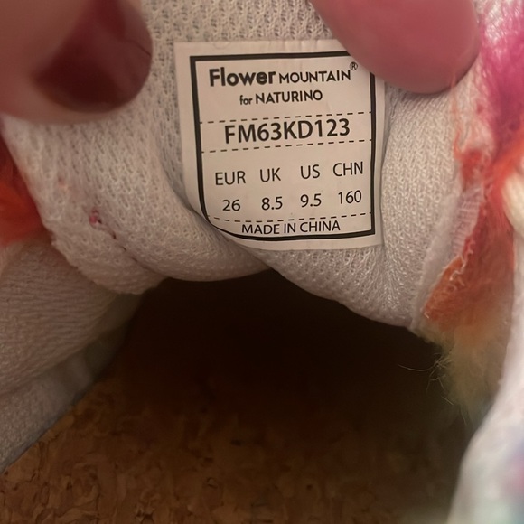 NWT Flower Mountain Kids Yamano 3 Trainers in Multicolour - Picture 12 of 12